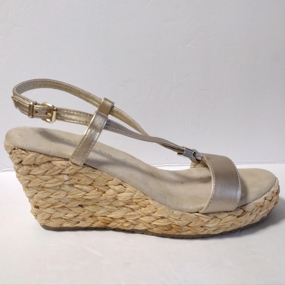 Anne Klein Women's Wanessa Wedge Platform Slingback Sandals Gold Size 11